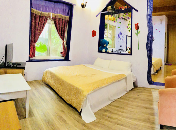 浪漫薰衣草景觀房(4人入住)